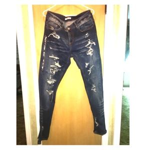 Embellish damaged jean 34x34